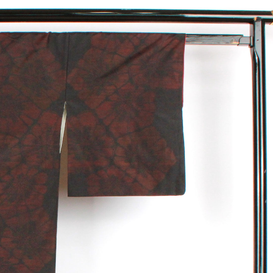 Oshima Tsumugi, Length 155cm, Sleeve length 64.5cm, Weft Kasuri, Flower pattern, Pure silk, A rank, Lined, Black, 1116001893310