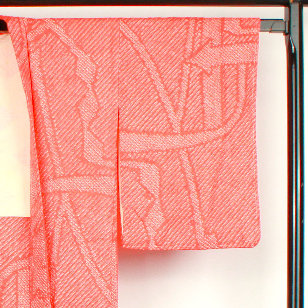 羽織 身丈81cm 裄丈64.5cm 京緋色 絞り 幾何学模様 正絹 Aランク 袷 朱系 1117000383916