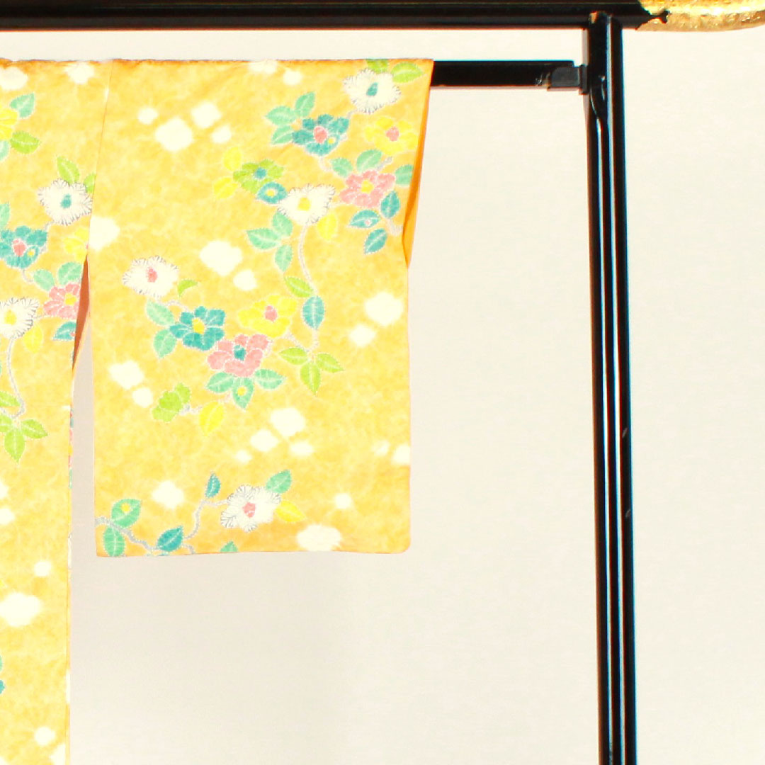 小紋 身丈159cm 裄丈63cm 袷 絞り 草花模様 正絹 Bランク 黄系 1115001924323