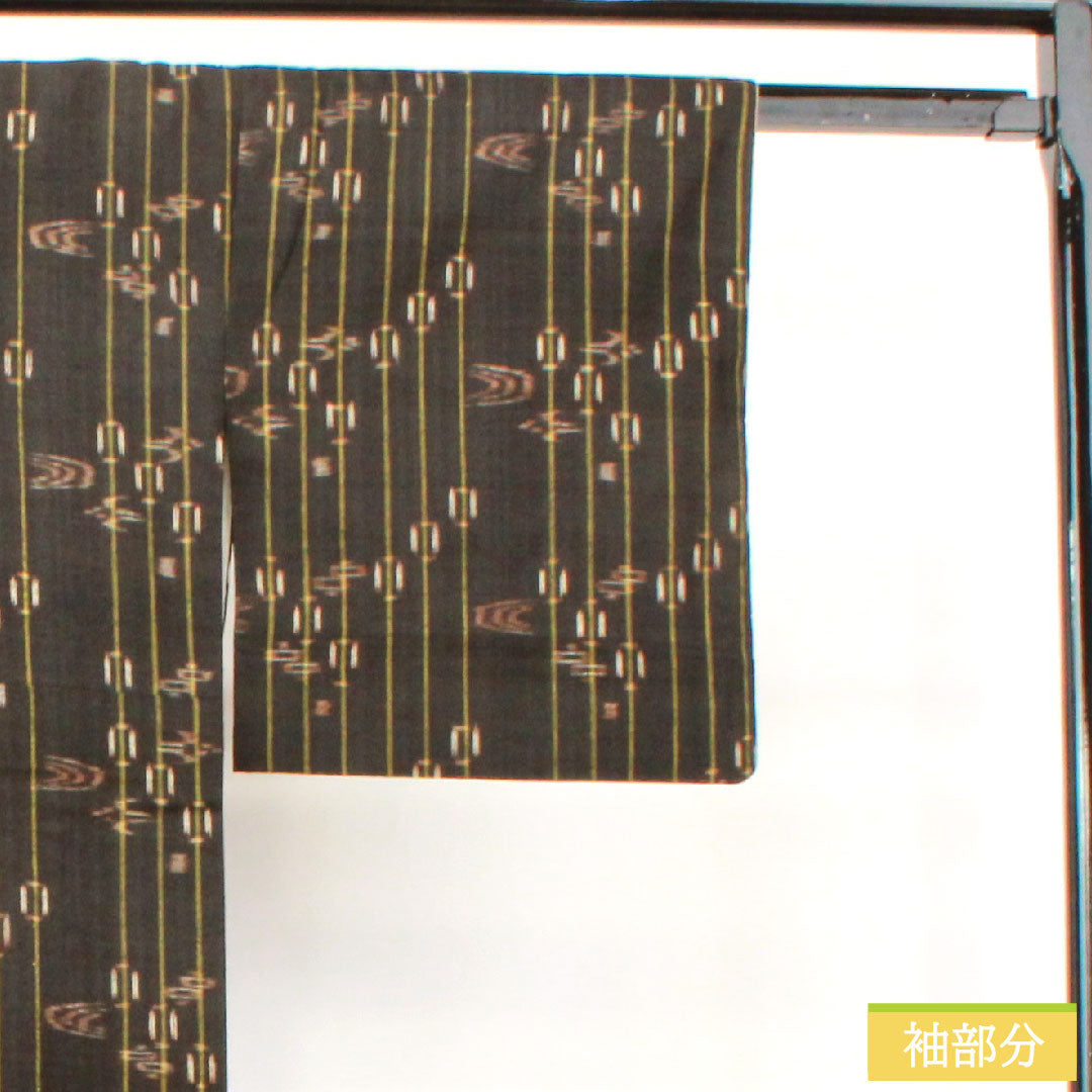 紬 正絹 身丈156.5cm 裄丈63cm 黒鼠色(くろねずいろ) 久米島紬 重要無形文化財 Bランク 袷 茶系 1116003504314
