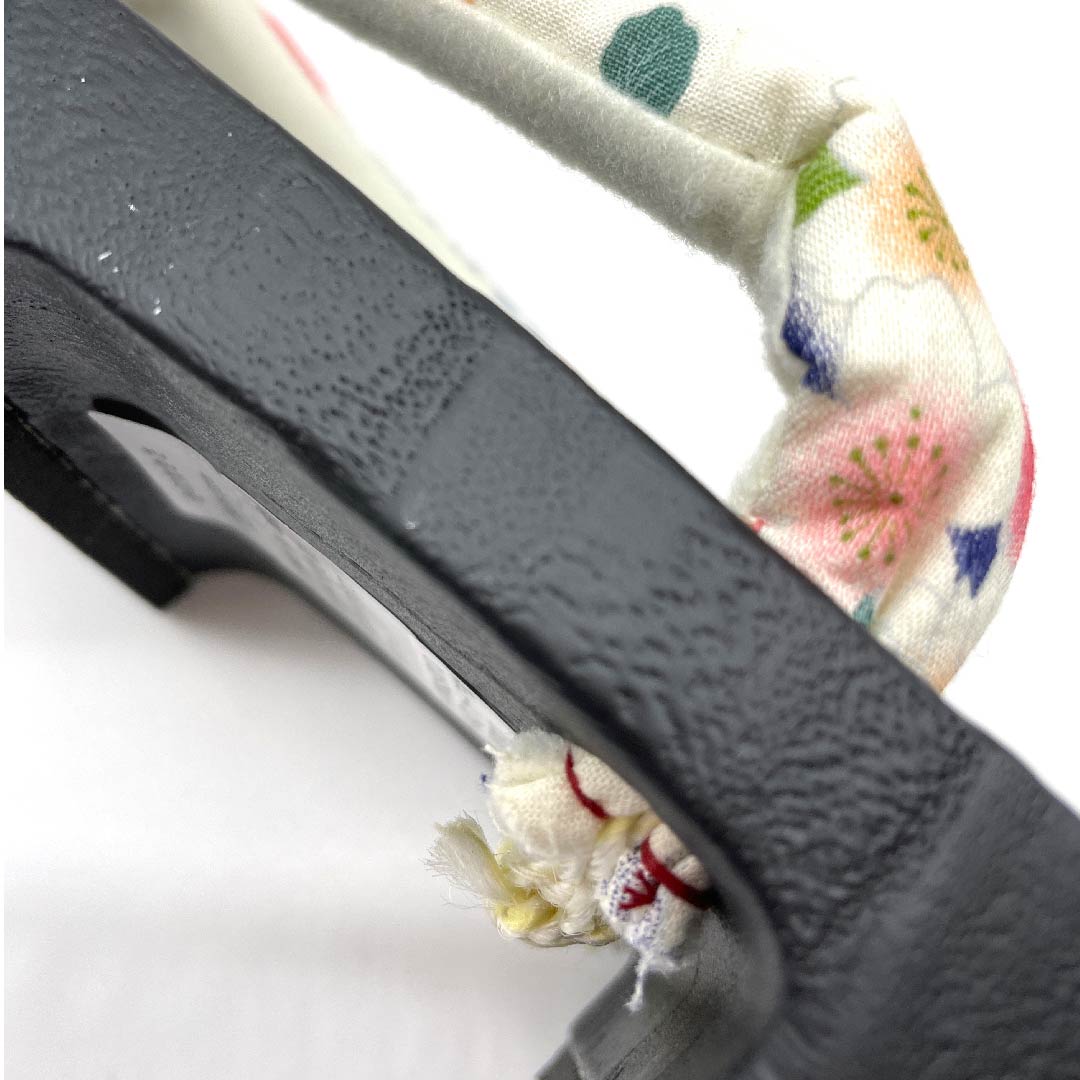 (新品未使用品)下駄 菊 桜 麻の葉 XLサイズ 黒系 NEWランク 1122000991510