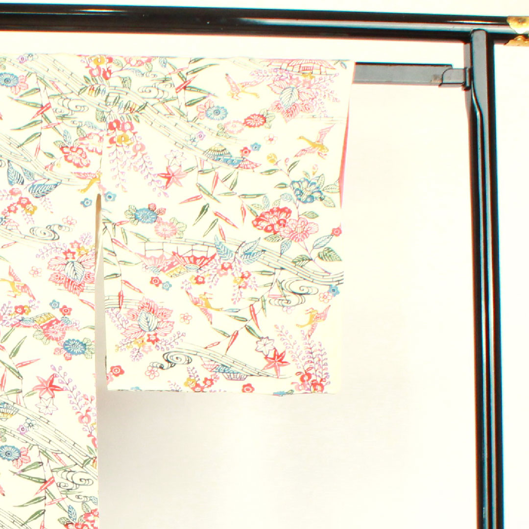 Komon Length 163.5cm Sleeve length 65cm Awase Milky white Kyo-Bingata Chayatsuji Pure silk S rank White 1115003342411