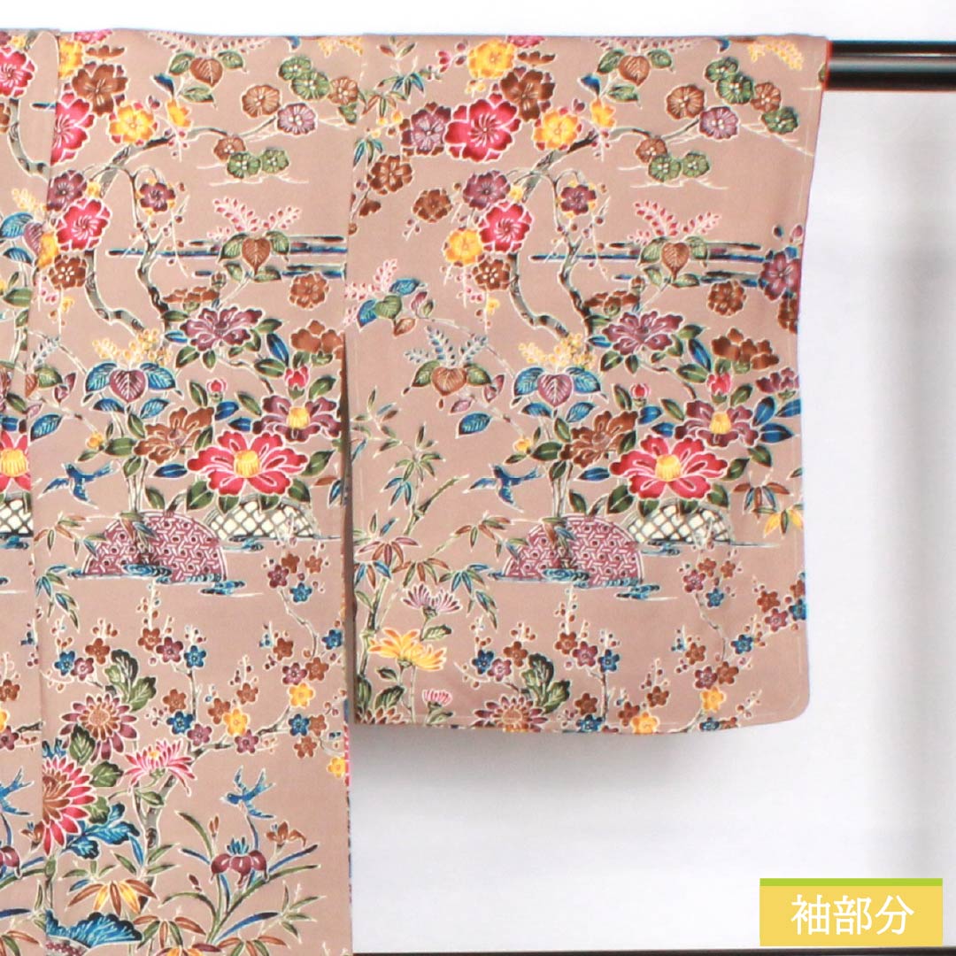 小紋 正絹 身丈160cm 裄丈64cm 袷 嵯峨鼠色(さがねずいろ) 琉球紅型調 草花模様 Sランク ベージュ系 1115005662425