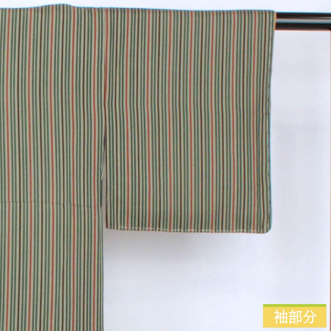 小紋 正絹 Sランク 身丈152cm 裄丈64.5cm 袷 利休鼠色(りきゅうねずみいろ) 縞 しつけ糸付き 緑系 1115007682219