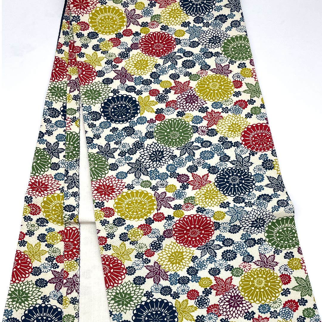 名古屋帯 乳白色色 京紅型 菊 紅葉 帯丈357cm 正絹 Sランク 全通 カジュアル 白系 1124004842311 開き仕立て