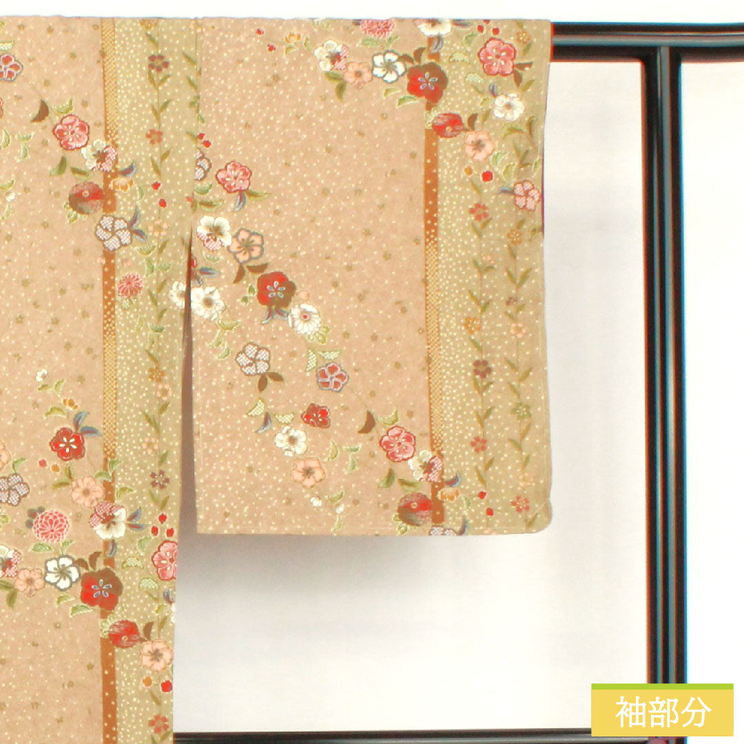 小紋 ポリエステル 身丈159cm 裄丈65cm 袷 香色(こういろ) 洗える着物 辻ヶ花 しつけ糸付き 未使用品 Sランク ベージュ系 1115004532325