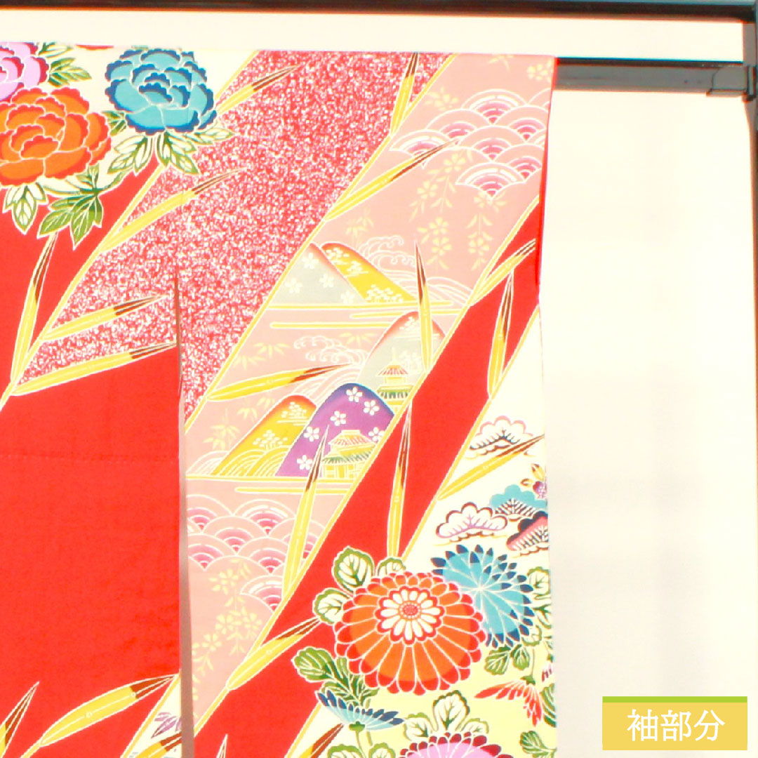 Furisode (long-sleeved kimono) made of pure silk, length 161.5cm, sleeve length 62.5cm, lined, old Turkish red, auspicious motif, A rank, red, 1113002023412