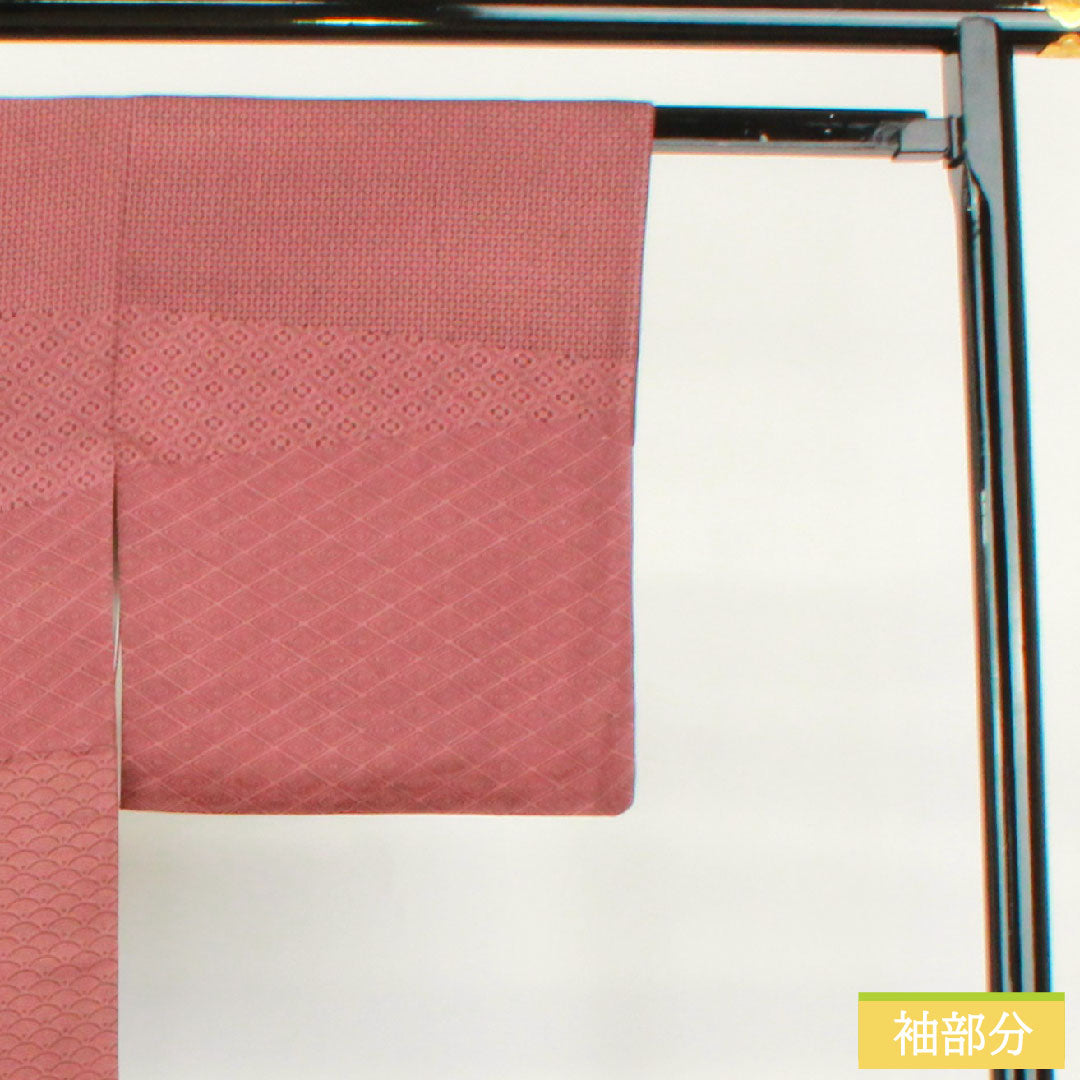 訪問着 正絹 袷 身丈155.5cm 裄丈63.5cm 積紅色(せきこういろ) 型染 割付文様 重ね衿付き Sランク 紫系 1112004792320