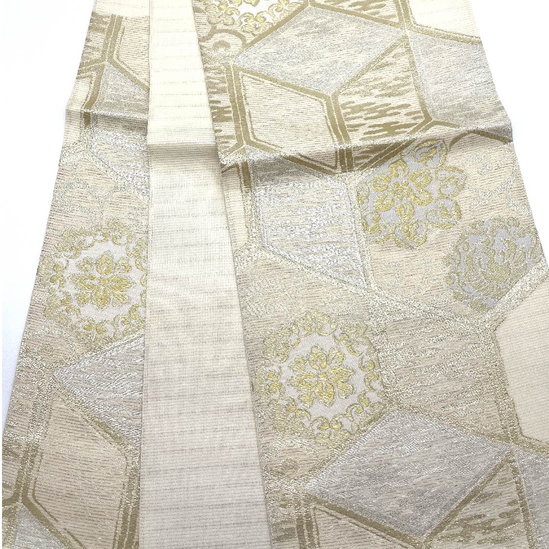 袋帯 生成り色(きなりいろ) 夏帯 華文 亀甲 唐草 帯丈430cm 正絹 Sランク 六通 フォーマル クリーム系 1123007362315