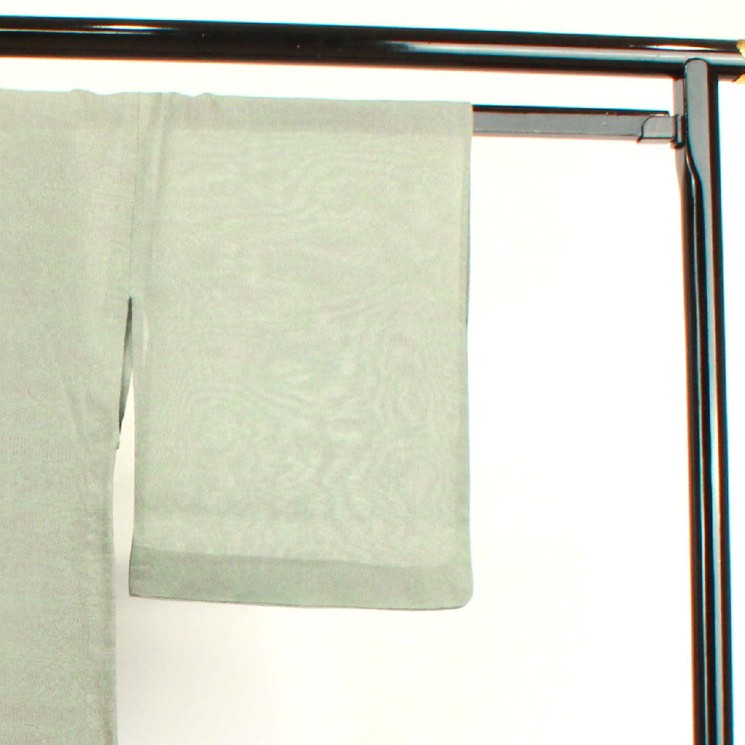 夏物 正絹 紬 身丈159cm 裄丈62cm 白緑色(びゃくろくいろ) 幾何学模様 紗 Sランク 緑系 1132001772319