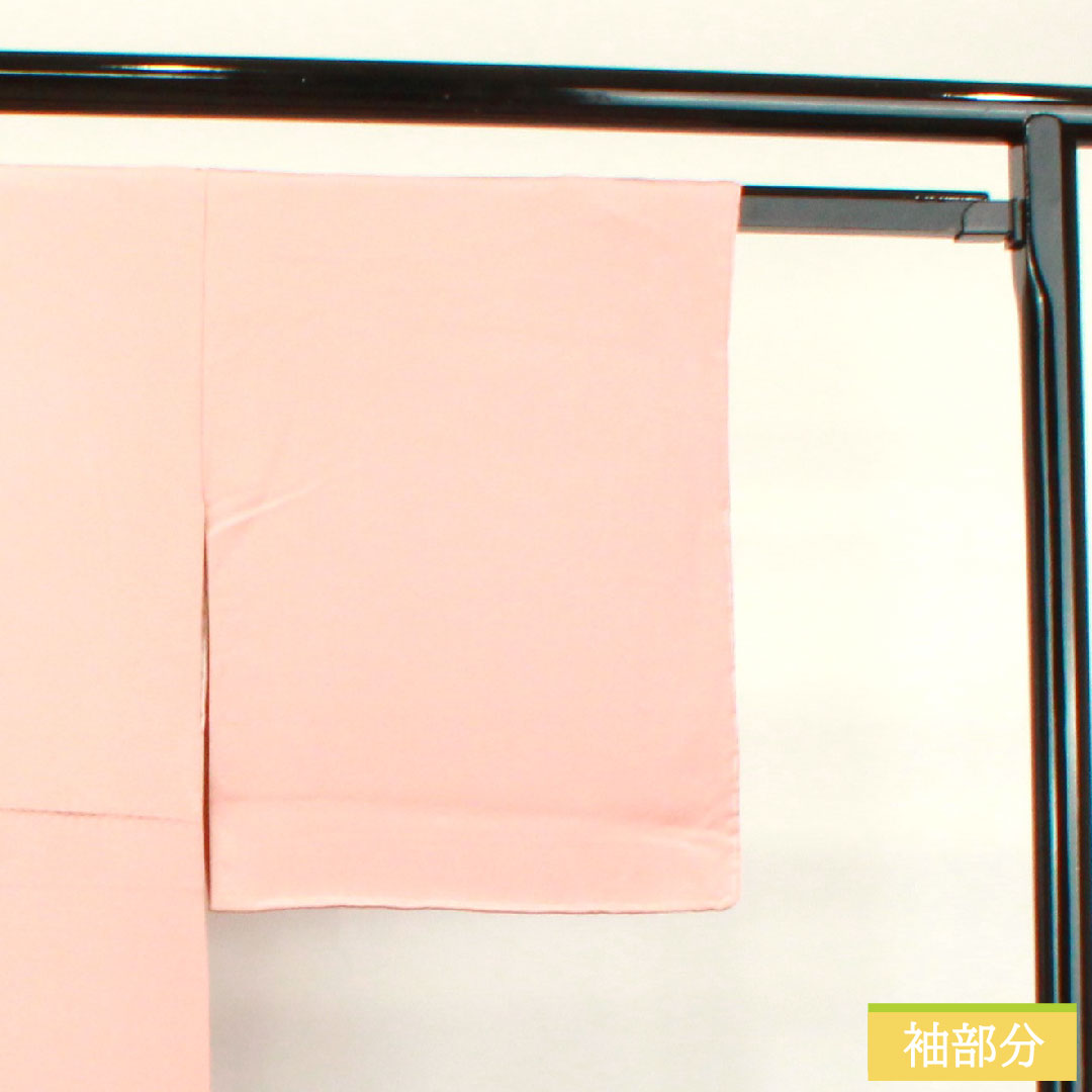 色無地 正絹 身丈158.5cm 裄丈63cm 曙色(あけぼのいろ) 素無地 違い鷹の羽 パールトーン加工 袷 Sランク ピンク系 1114001092313