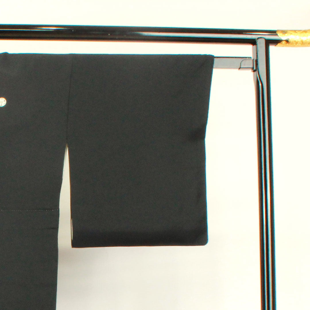 黒留袖 身丈166cm 裄丈66.5cm 袷 京友禅 草花模様 片喰 正絹 Aランク 五つ紋 黒系 1111000743510