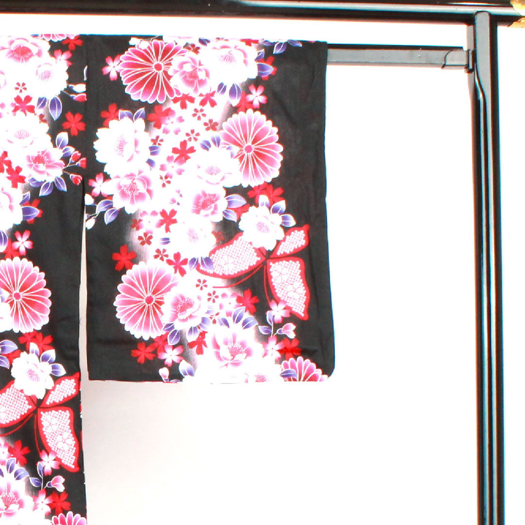浴衣 菊 桜 蝶 木綿 Sランク 単衣 身丈163cm 裄丈64cm 黒系 1118001522410