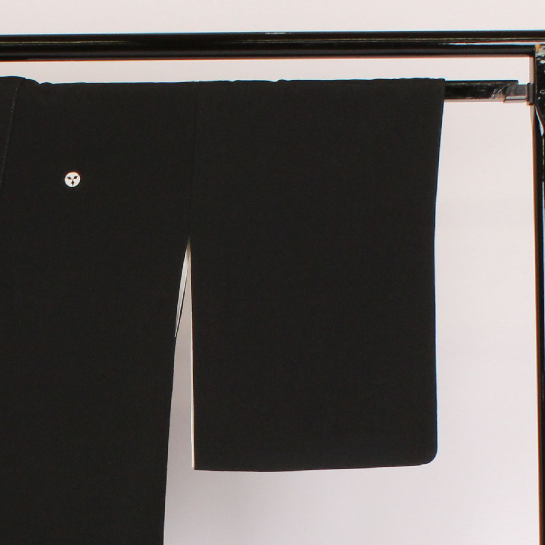 黒留袖 身丈167cm 裄丈68cm 袷 風景画 作家物 正絹 Aランク 五つ紋 黒系 1111000083510