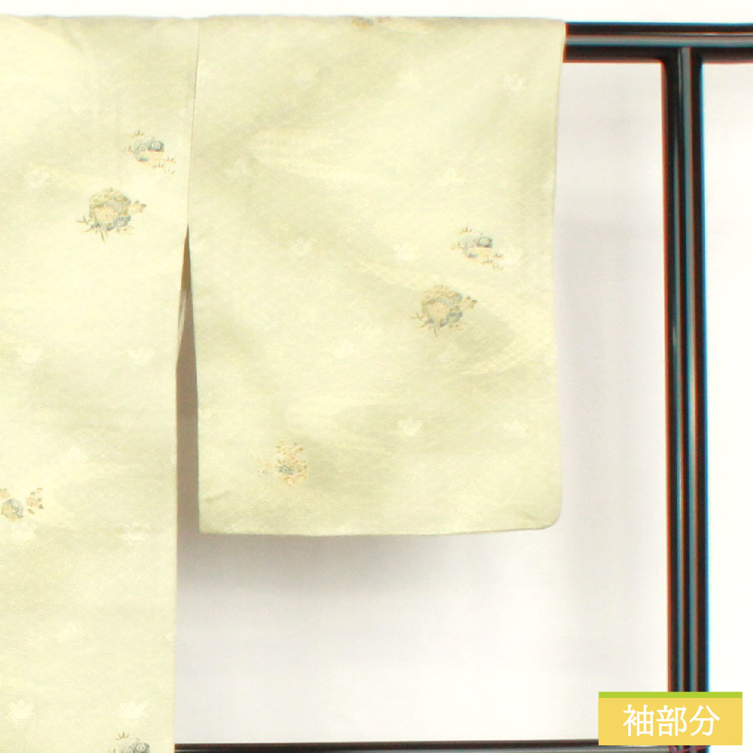 小紋 ポリエステル 身丈157.5cm 裄丈64.5cm 袷 薄緑色(うすみどりいろ) 洗える着物 吉祥文様 しつけ糸付き 未使用品 Sランク 緑系 1115004562319