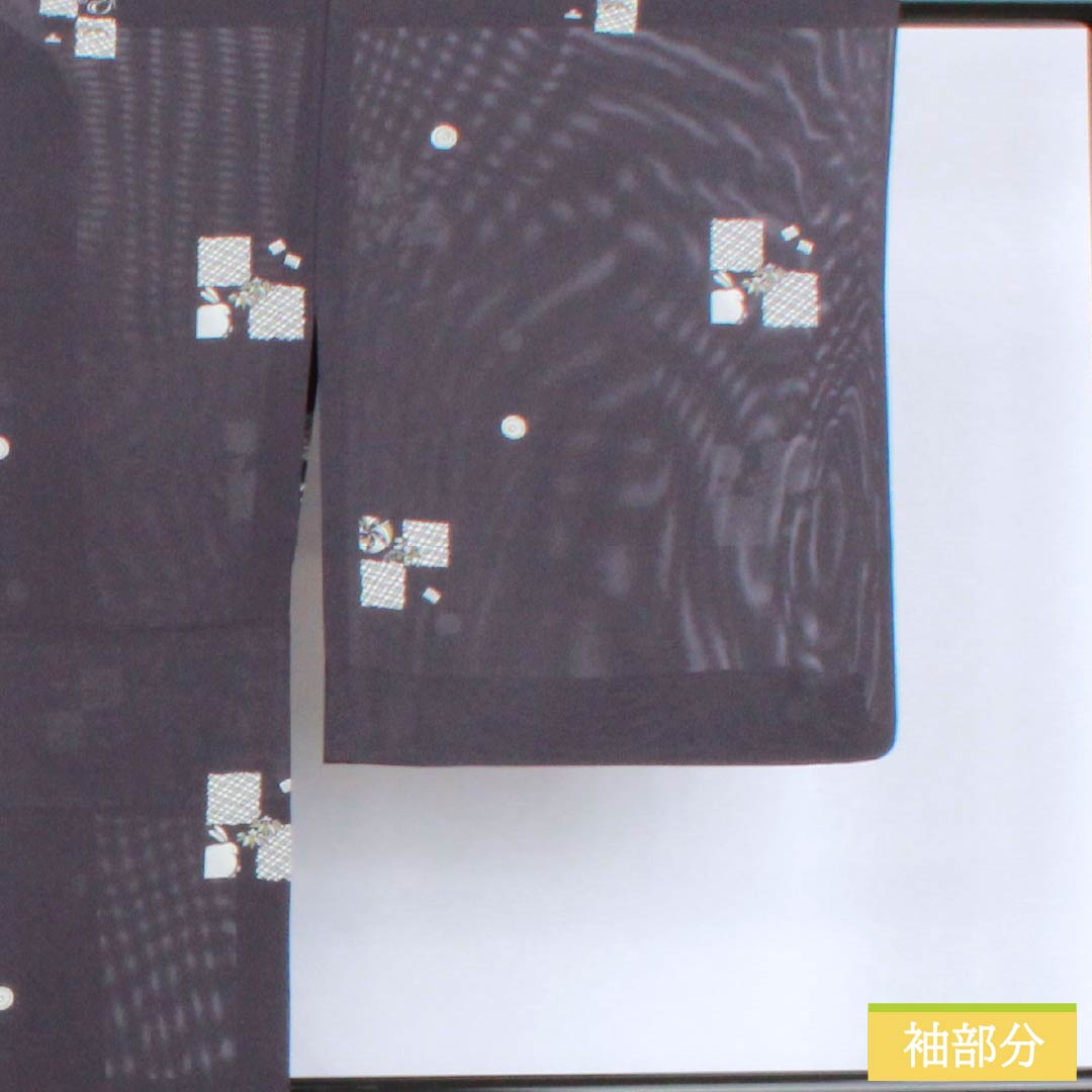 夏物 正絹 小紋 身丈158cm 裄丈67cm 褐色(かちいろ) 型染 飛び市松 古典柄 絽 Sランク 紫系 1132002802320