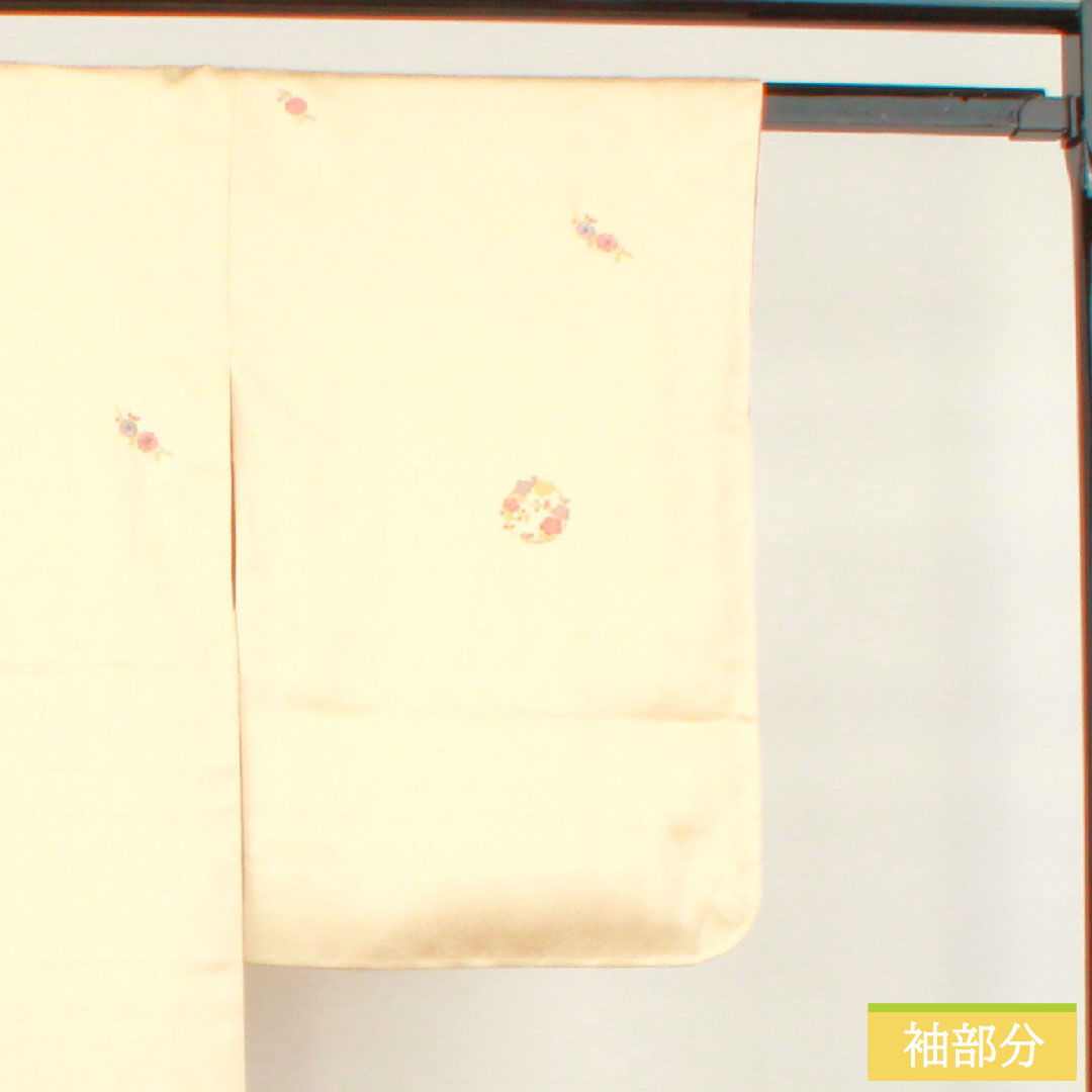 Komon, pure silk, length 162cm, sleeve length 64cm, lined, light color, Kyoto Yuzen, embroidery, B rank, cream color, 1115004204415
