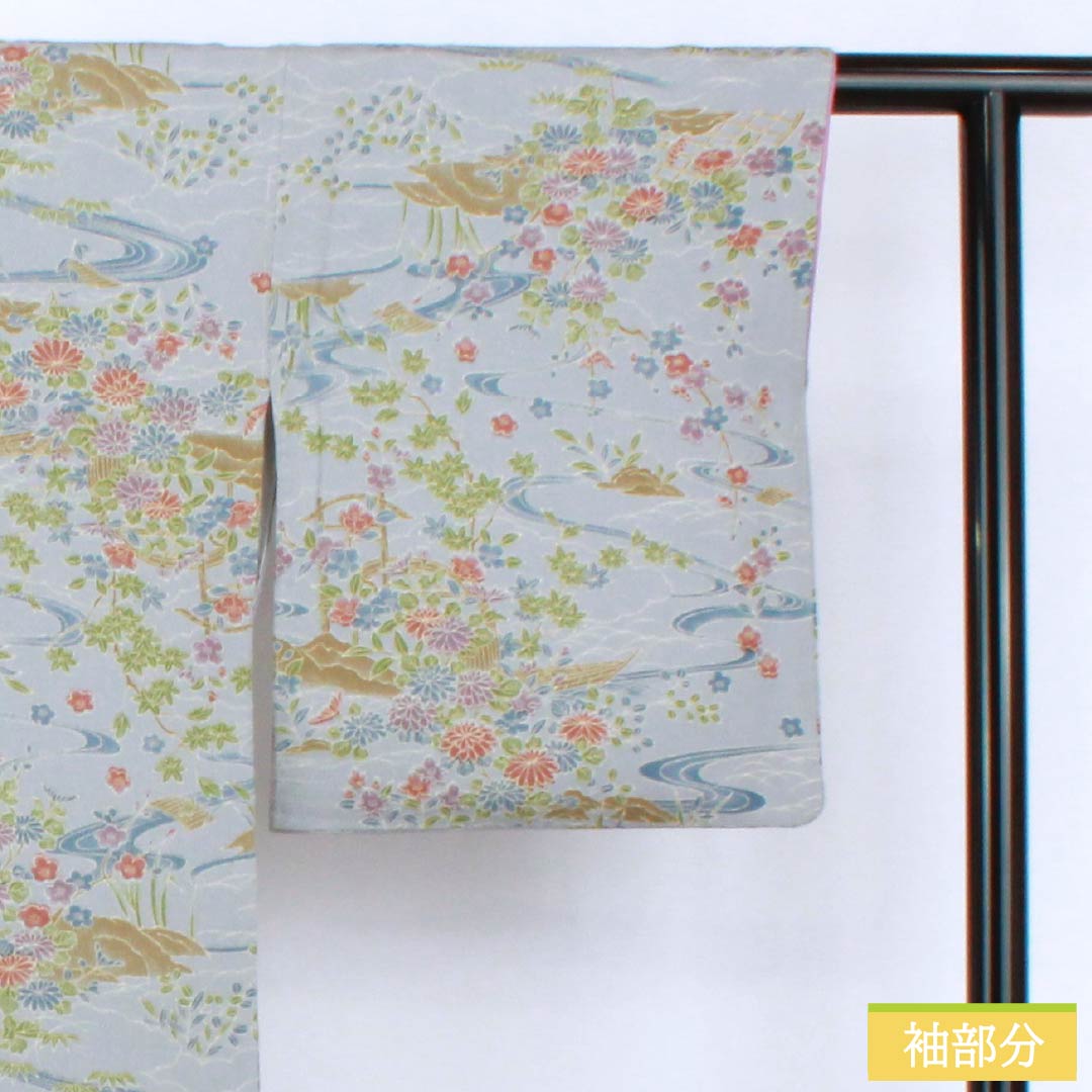 Small-patterned polyester kimono, S rank, length 166cm, sleeve length 66cm, lined, blue-gray (seitai-nezuiro) with flowing water and floral motifs, washable, light blue, 1115007392524