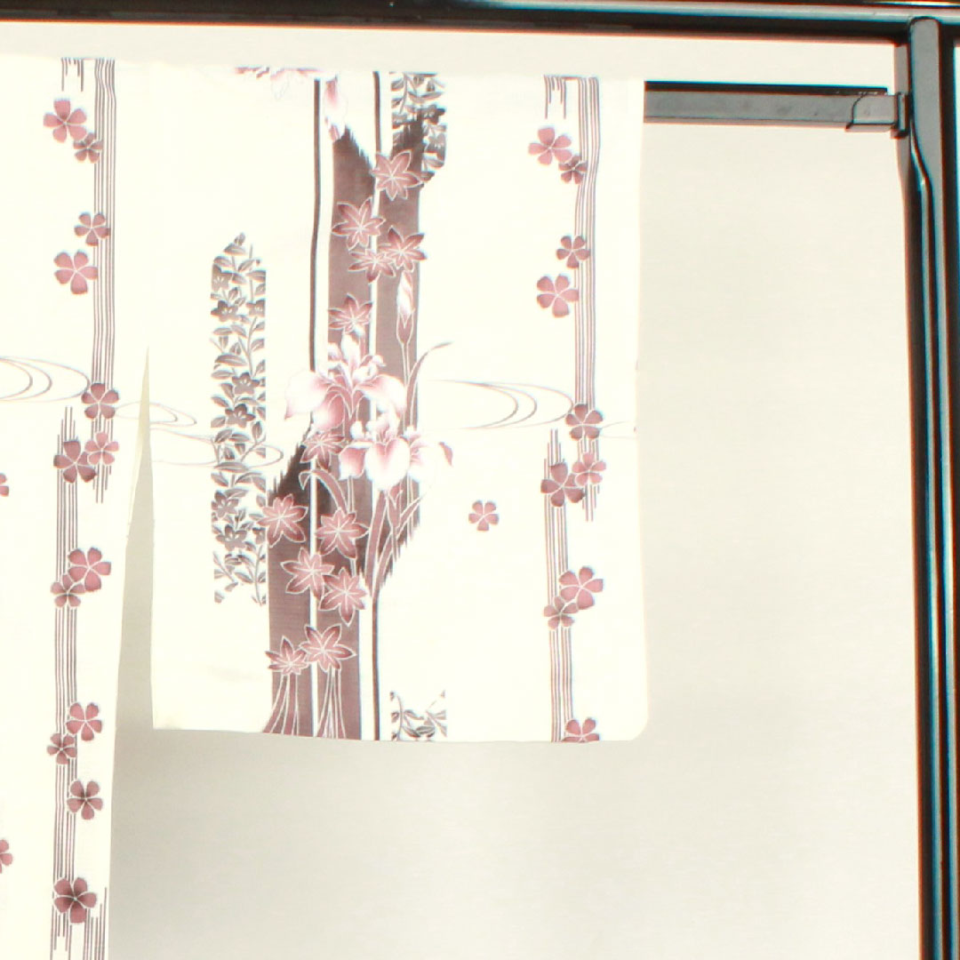 浴衣 桜 菖蒲 紅葉 木綿 Aランク 単衣 身丈161cm 裄丈66.5cm 白系 1118003203411