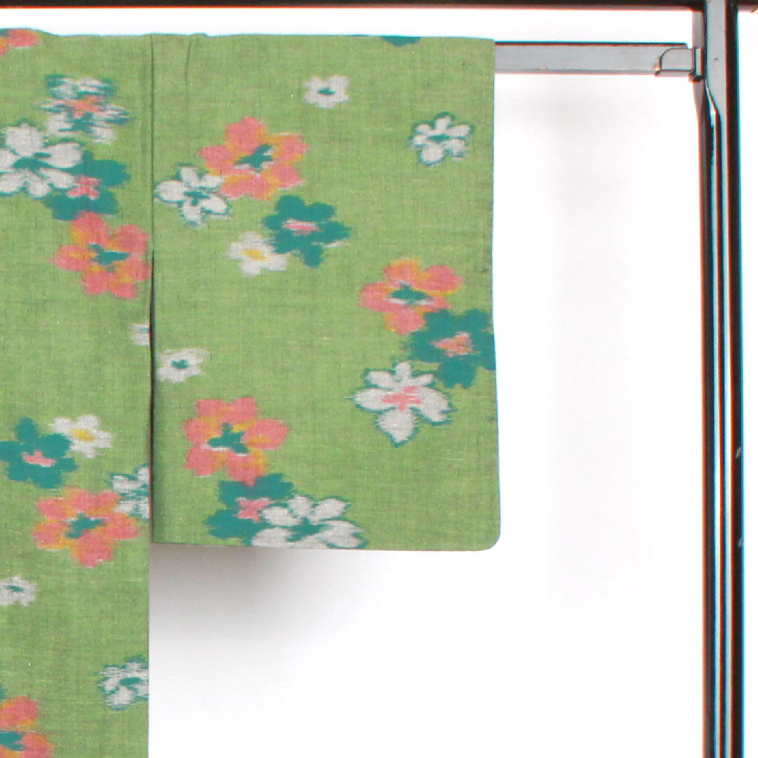 紬 身丈159cm 裄丈59cm 松葉色 花模様 正絹 Bランク 袷 緑系 1116001724319