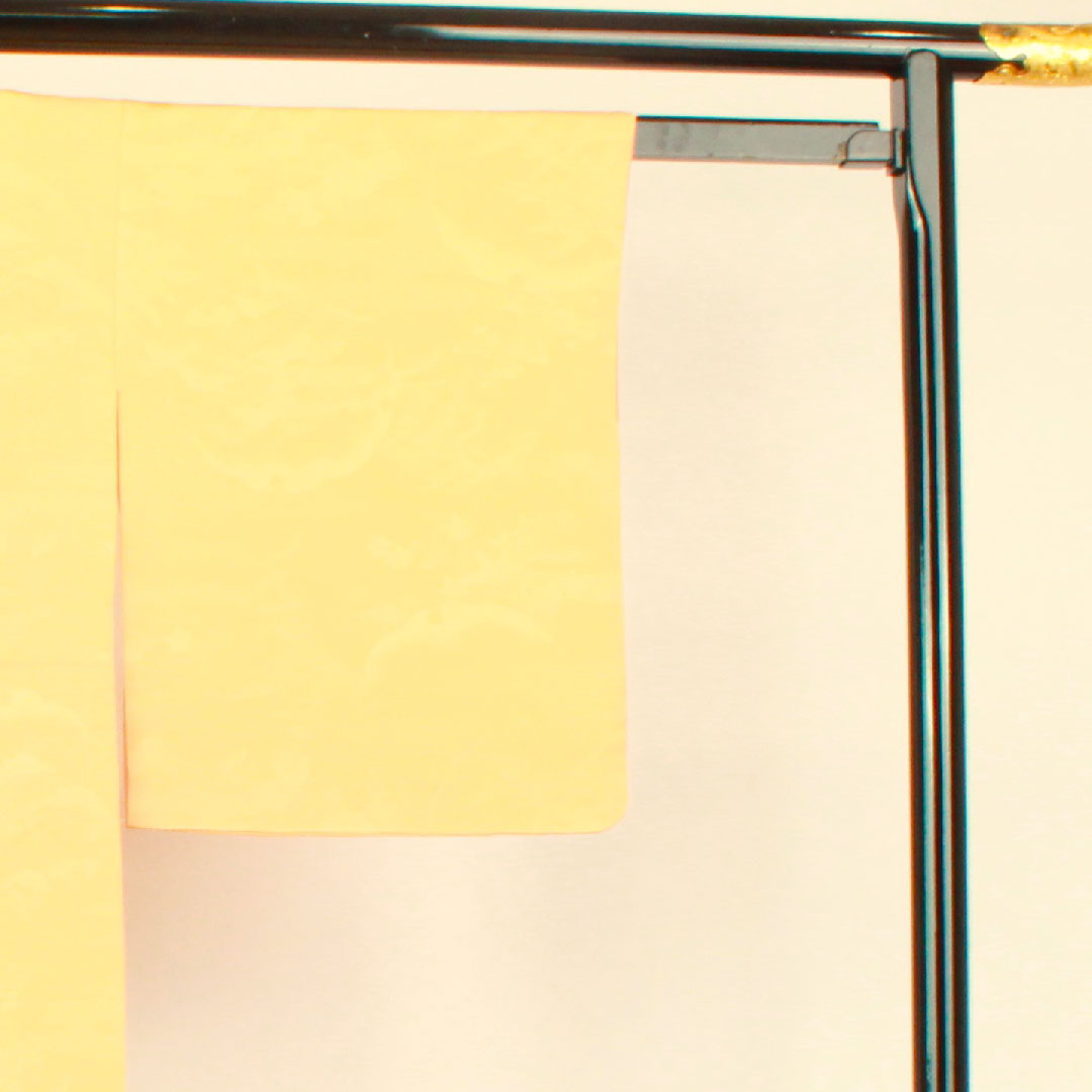 色無地 正絹 肌色 吉祥文様 五三桐 身丈161.5cm 裄丈66cm 袷 Aランク 橙系 1114000903426