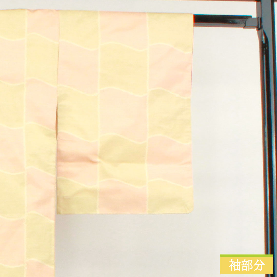 大島紬 正絹 身丈159.5cm 裄丈63.5cm 緯総絣 抽象模様 Sランク 袷 グラデーション系 1116003222399