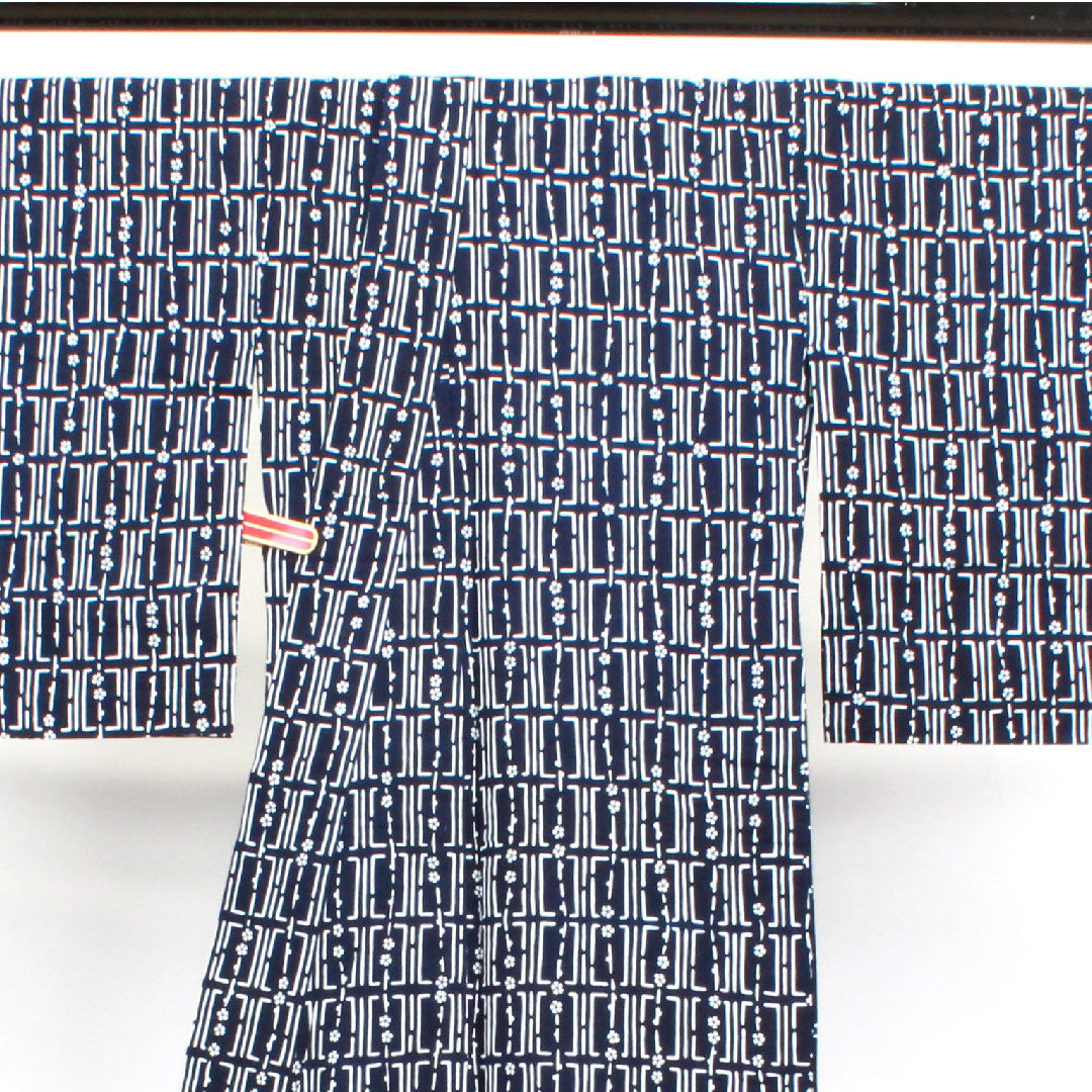 浴衣 紺色 幾何学模様 木綿 Sランク 単衣 身丈152cm 裄丈65.5cm 紺系 1118001902218