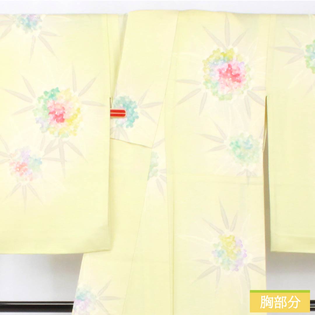 小紋 正絹 身丈158cm 裄丈63.5cm 単衣 硫黄色(いおういろ) ろうけつ染め 沈丁花 Sランク 黄系 1115005702323