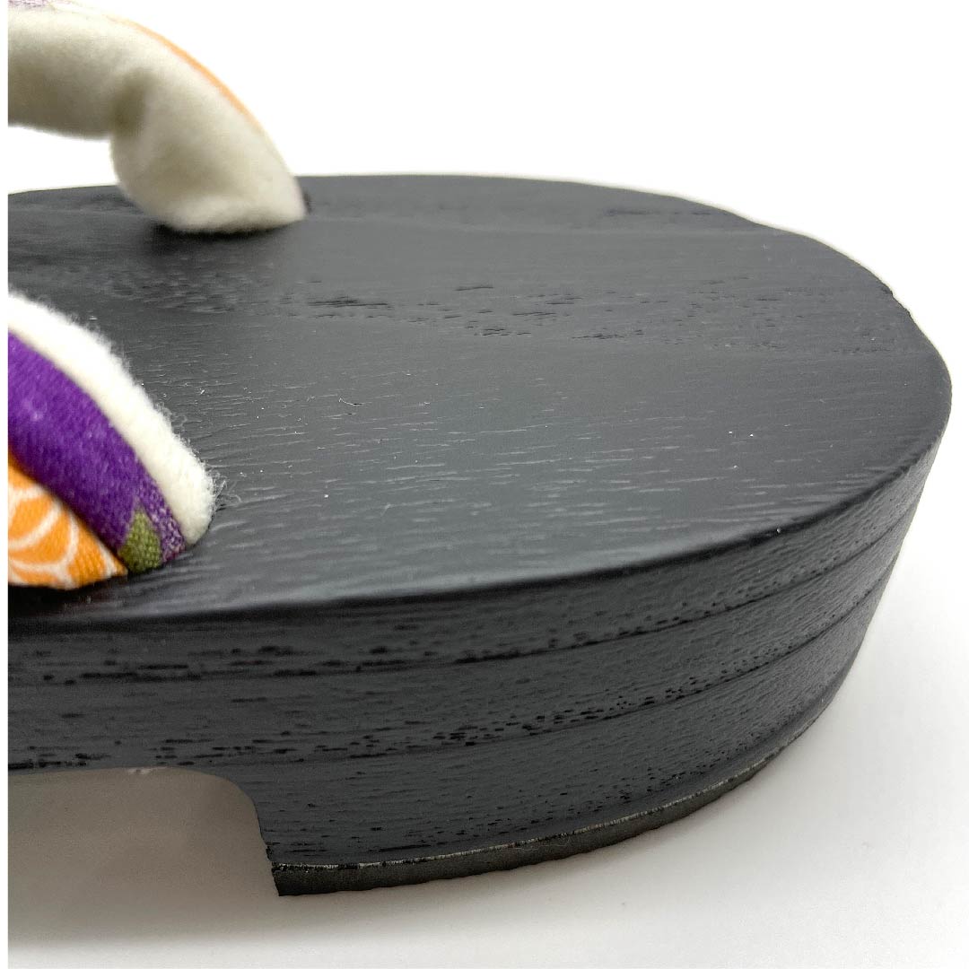 (新品未使用品)下駄 菊 桜 麻の葉 XLサイズ 黒系 NEWランク 1122001171510