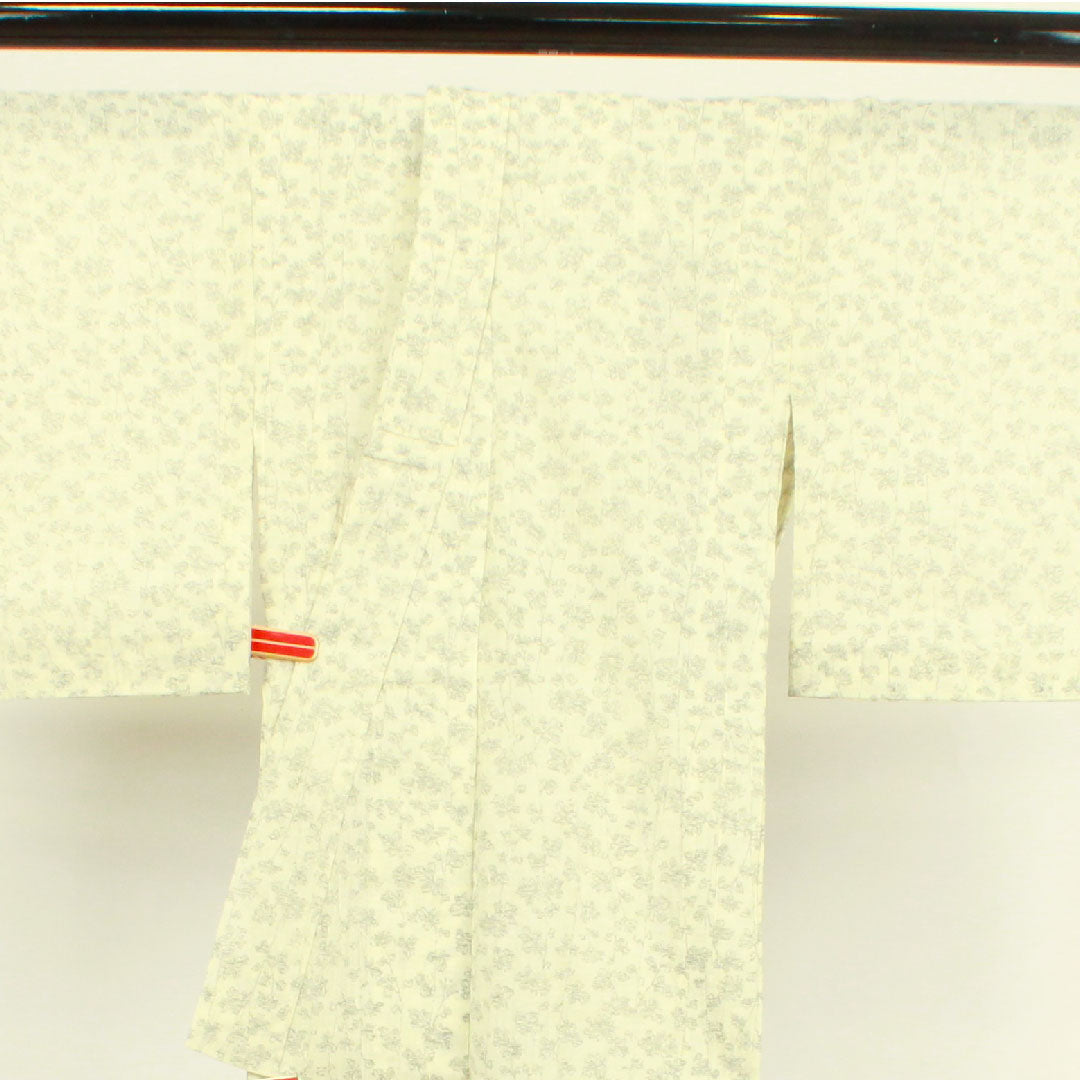 小千谷縮 身丈147cm 裄丈62cm 草花模様 麻 Sランク 夏物 クリーム系 1116002472115