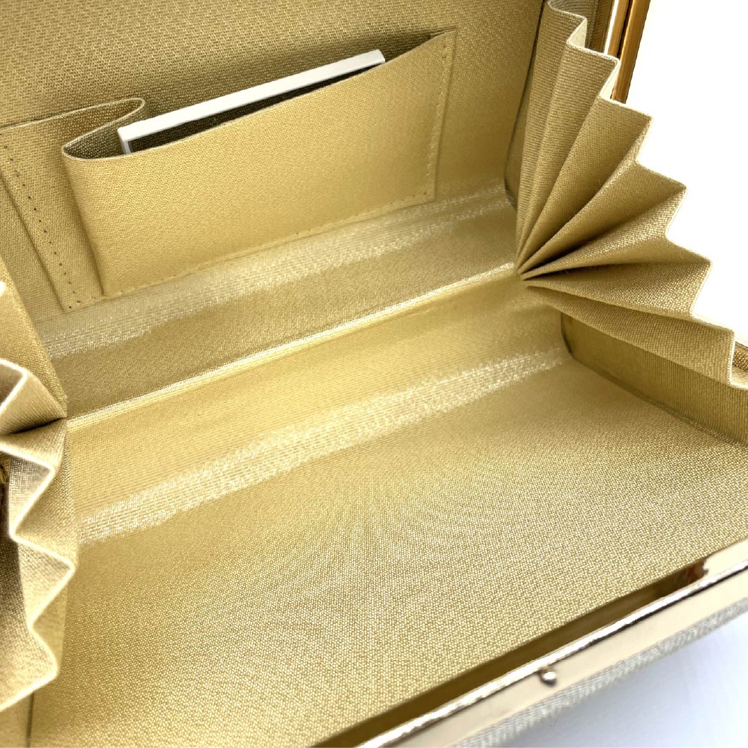Formal Japanese style bag, gold color (kin-iro), for Tomesode, cloud, classic pattern, gold, S rank, 113900053221