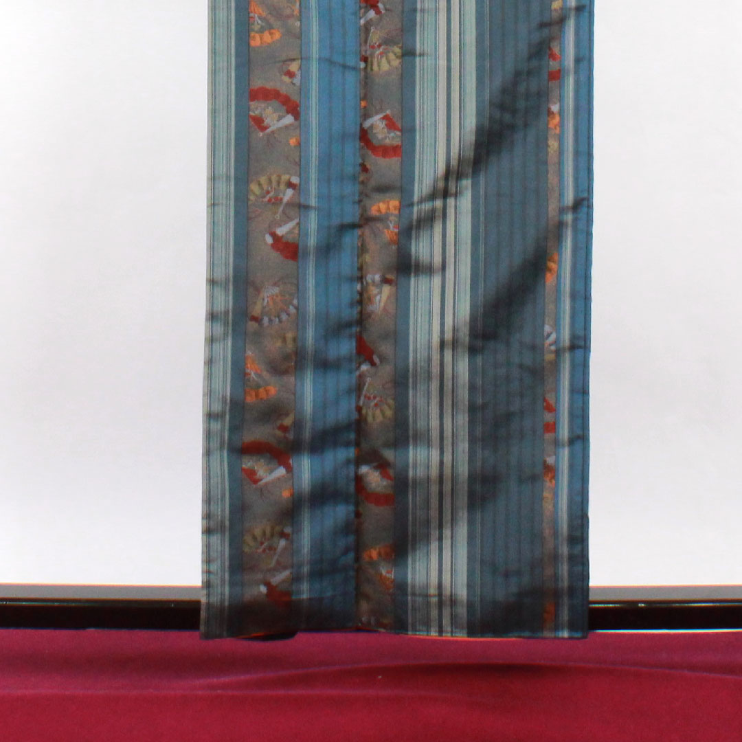 大島紬 身丈155cm 裄丈69.5cm 紺鼠色 藍鉄色 縞模様 正絹 Aランク 袷 青系 1116001693317