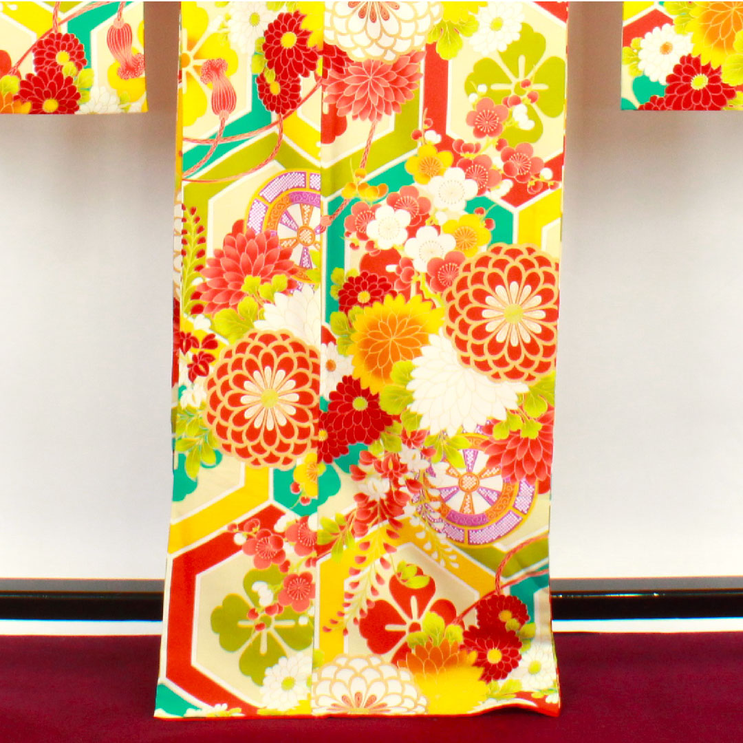 振袖 身丈170.5cm 裄丈67.5cm 袷 洗える着物 亀甲 菊 梅 藤 ポリ Sランク グラデ 1113001012699