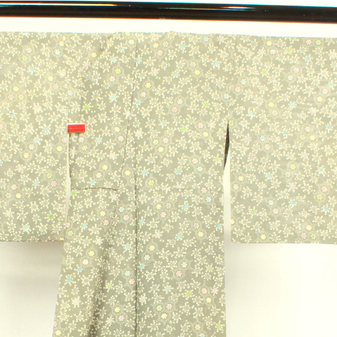 夏物 正絹 小紋 身丈149cm 裄丈63.5cm 柳鼠色(やなぎねずいろ) 菊 亀甲 絽 Sランク グレー系 1132000732122