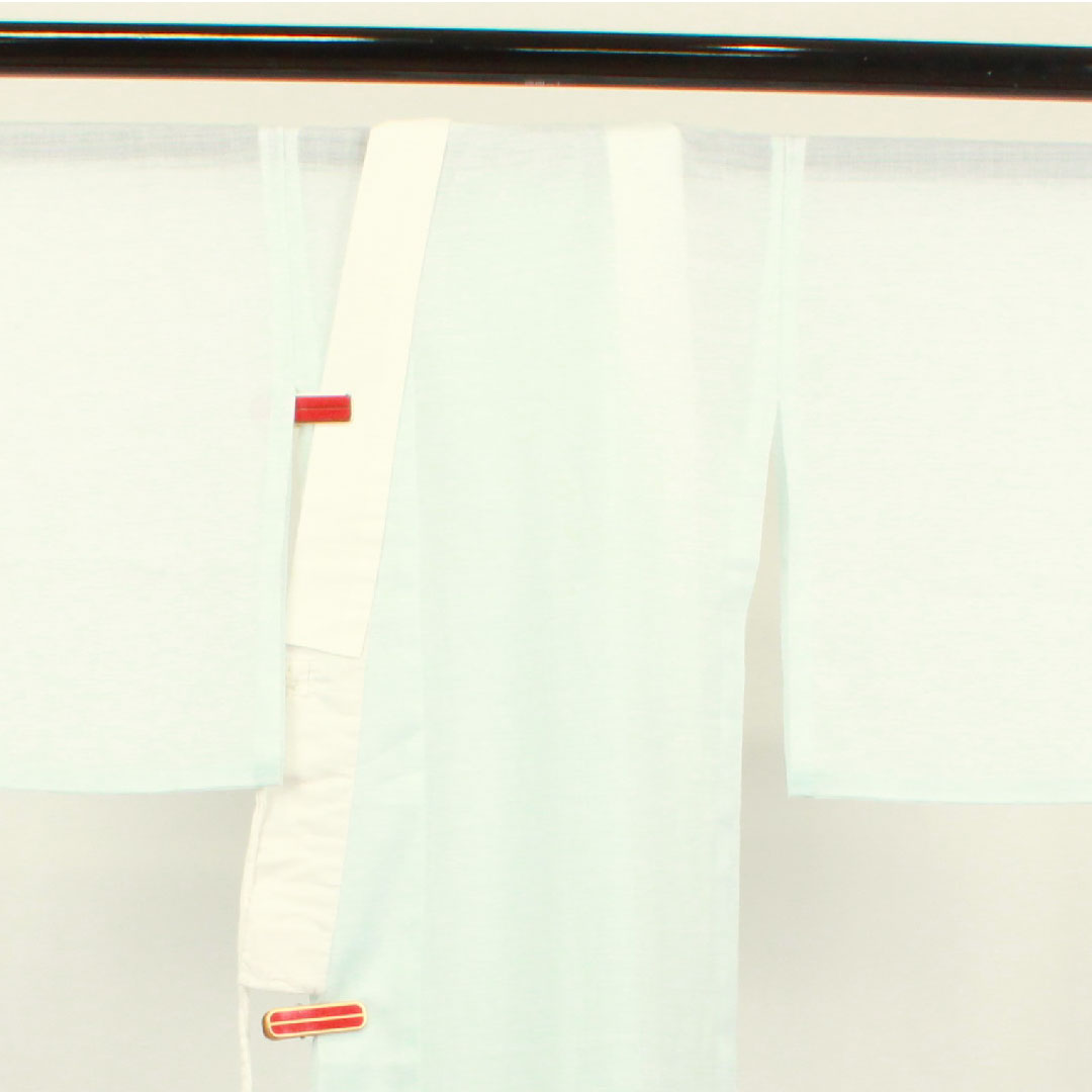 夏物 ポリエステル 長襦袢 身丈131.5cm 裄丈65.5cm 藍白色(あいじろいろ) 洗える着物 絽 Aランク 水色系 1132001803124