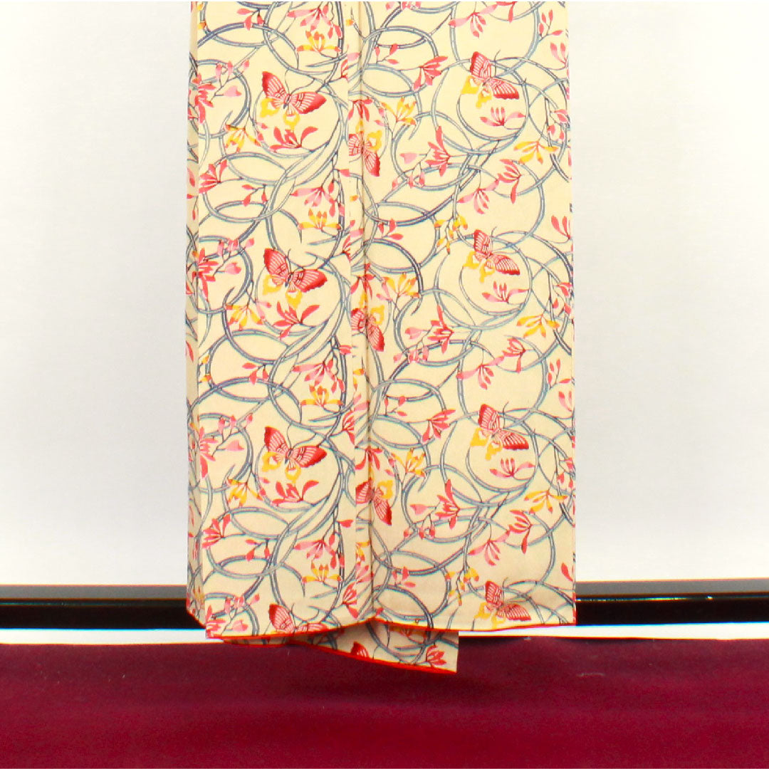 小紋 身丈156.5cm 裄丈61.5cm 袷 枯野色 京紅型 蝶 正絹 Sランク クリーム系 1115002472315