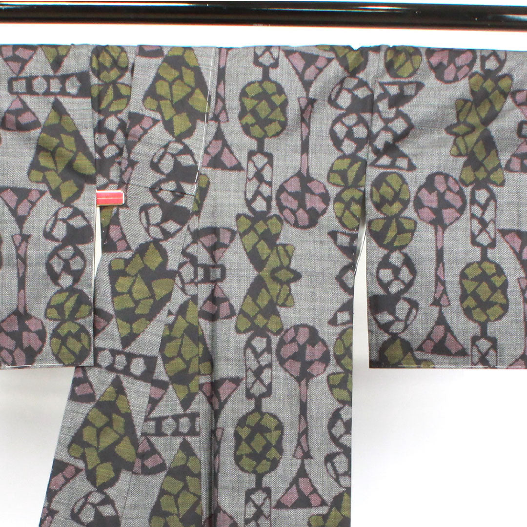 Oshima Tsumugi, Length 159cm, Sleeve length 67cm, with basting thread, Warp and weft ikat, Abstract pattern, Pure silk, S rank, Lined, Black, 1116002522310