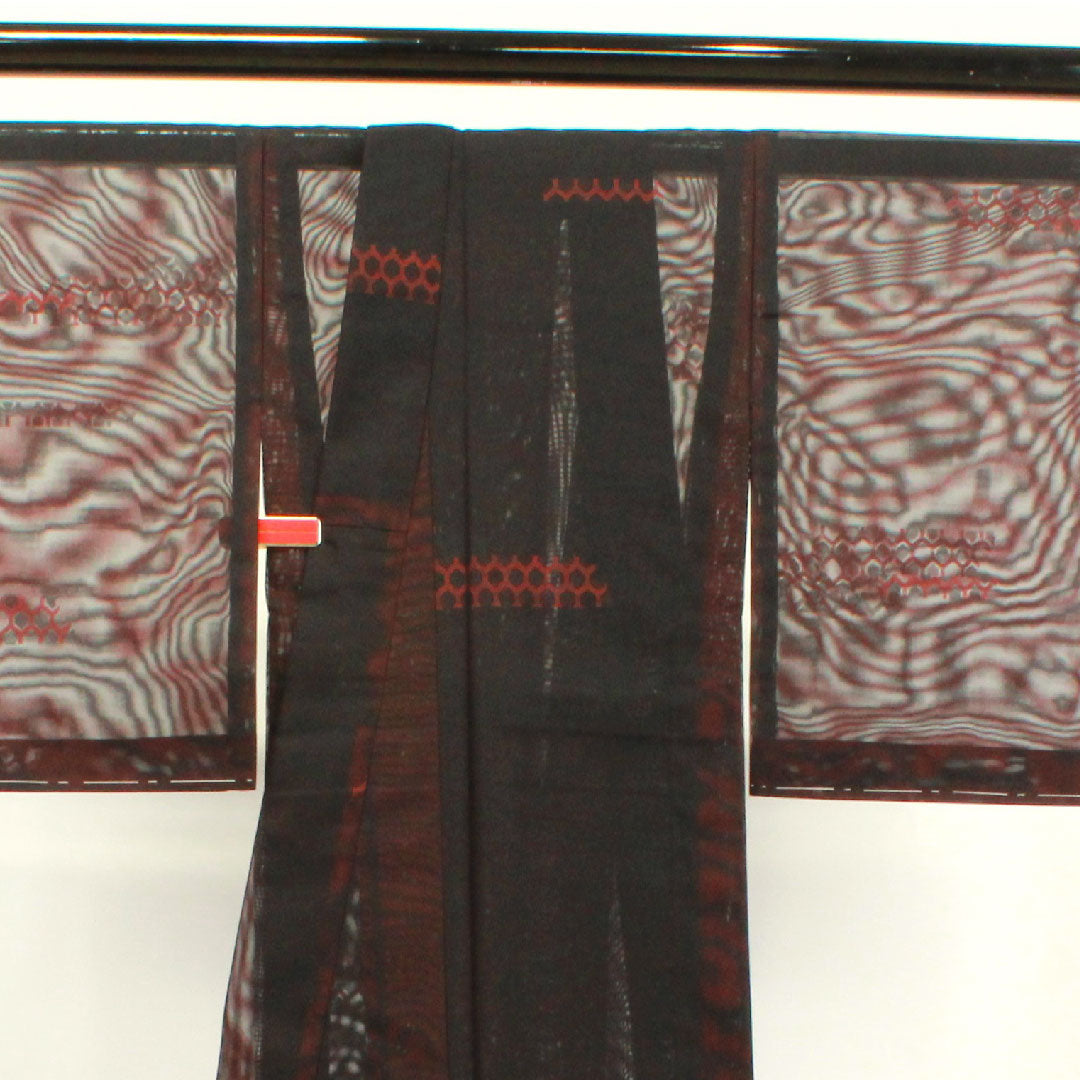 夏物 正絹 色無地 身丈159.5cm 裄丈61.5cm 小豆茶色(あずきちゃいろ) 幾何学模様 しつけ糸付き 未使用品 紗 Sランク 赤系 1132001732312