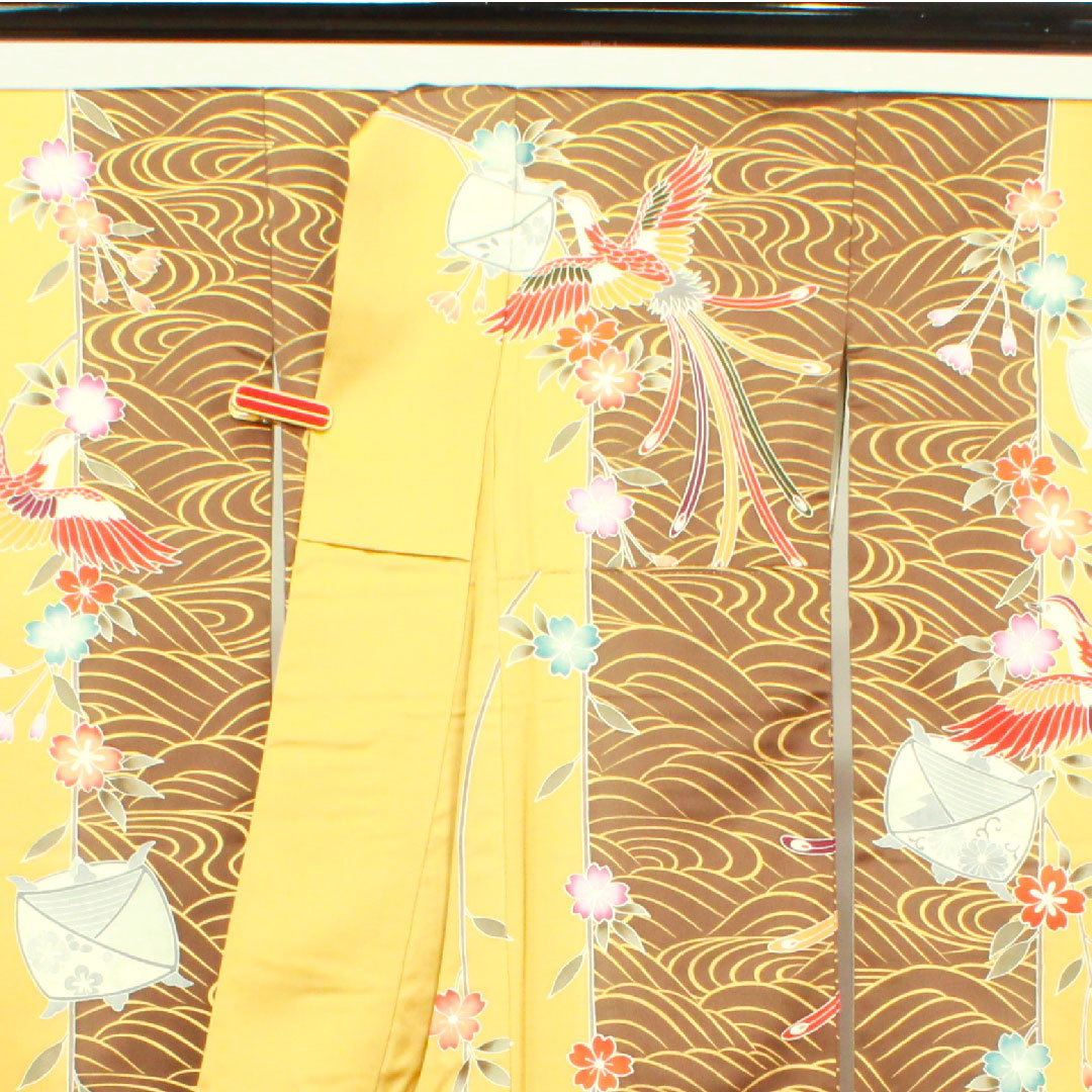 Long-sleeved kimono, length 157.5cm, sleeve length 65cm, lined, dark brown, Kyoto Yuzen, phoenix, thread wrapping, waves, pure silk, A rank, brown, 1113001543314