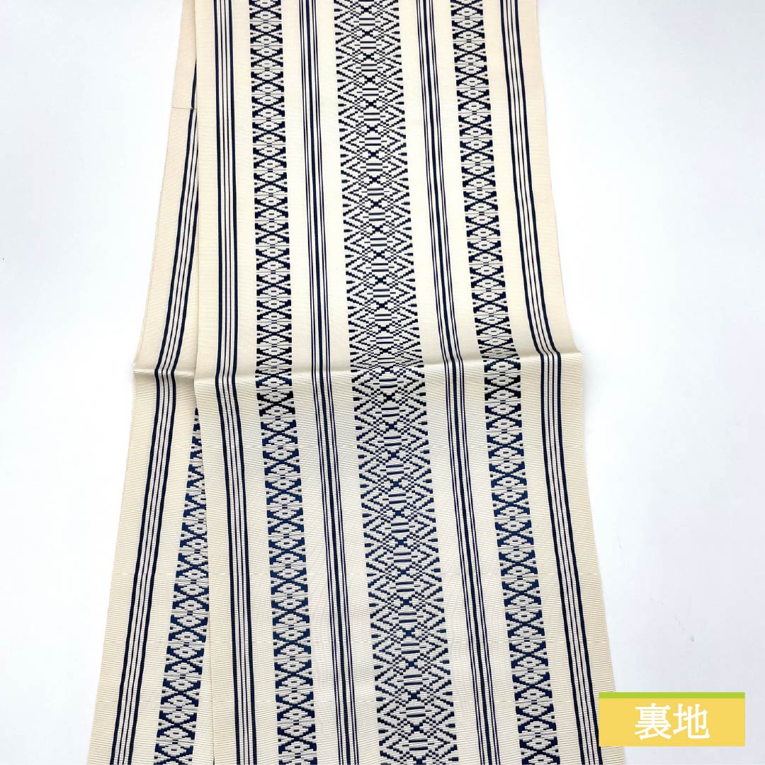 名古屋帯 砥粉色(とのこいろ) 博多織 献上柄 帯丈364cm 正絹 Sランク 全通 カジュアル 白系 1124007222311 開き仕立て