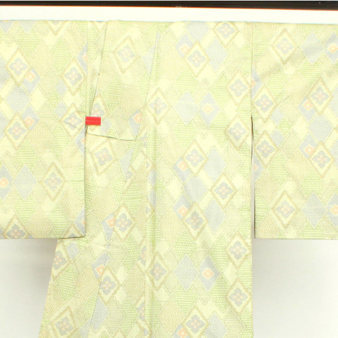 大島紬 身丈153.5cm 裄丈62.5cm 利休白茶色 経緯絣 菱 正絹 Sランク 袷 緑系 1116002662219