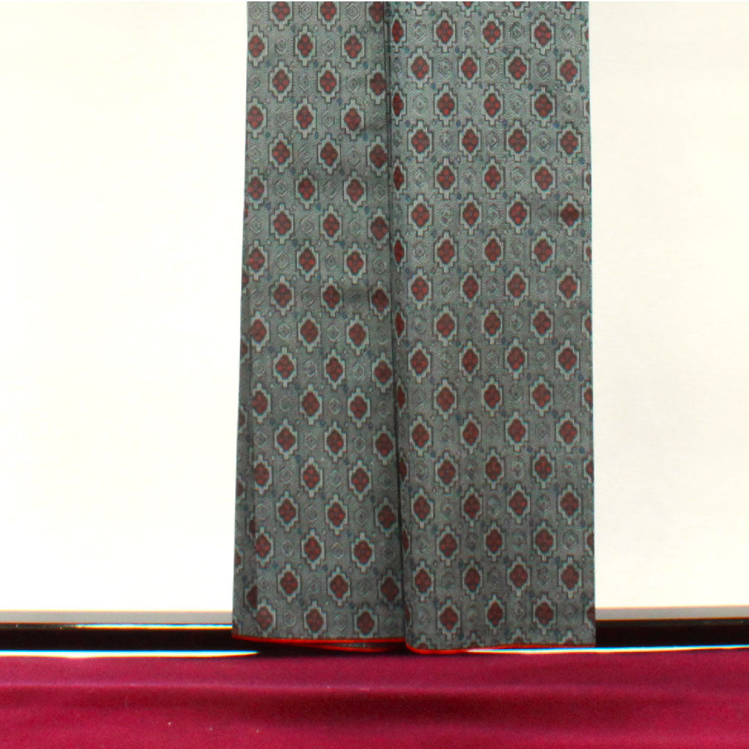 村山大島 身丈154cm 裄丈63cm 幾何学模様 正絹 Aランク 袷 紺系 1116002133218