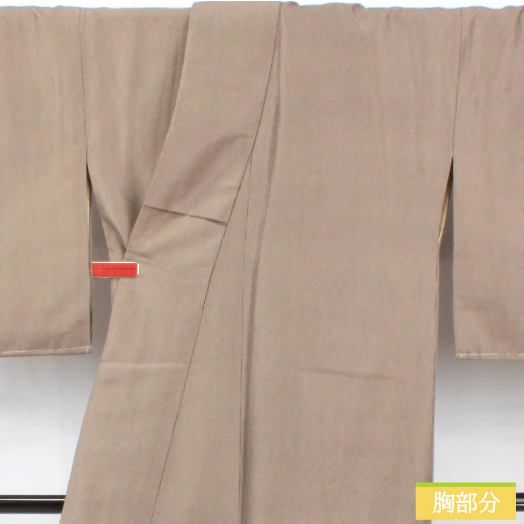 小紋 ポリエステル 身丈169cm 裄丈69.5cm 袷 落栗色(おちぐりいろ) 縦縞 未使用品 しつけ糸付き 洗える着物 Sランク 茶系 1115006002514