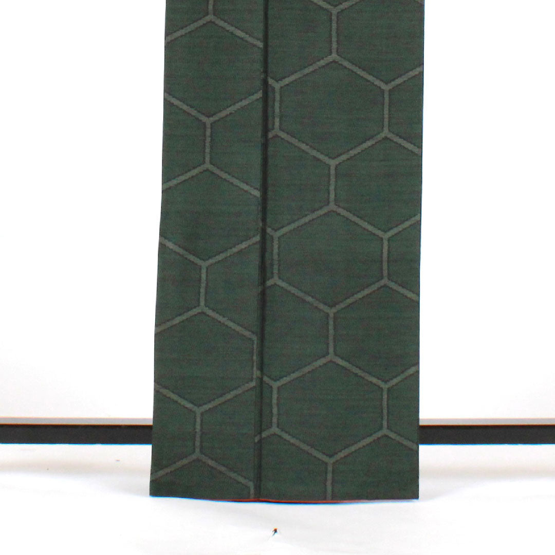 大島紬 身丈166cm 裄丈67cm 緯総絣 亀甲 正絹 Bランク 袷 緑系 1116001554519