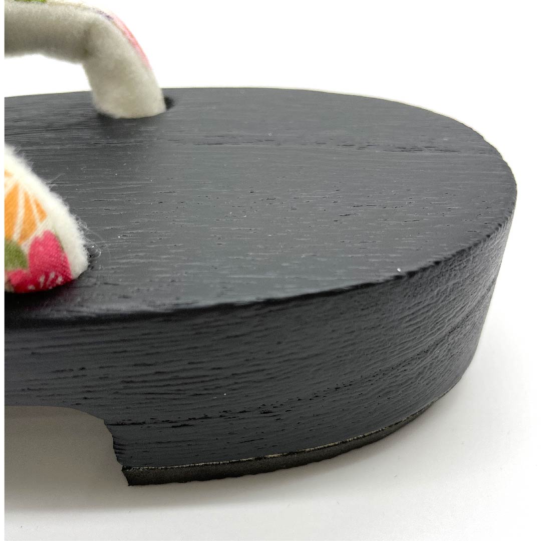 (新品未使用品)下駄 菊 桜 麻の葉 七宝 XLサイズ 黒系 NEWランク 1122001021510