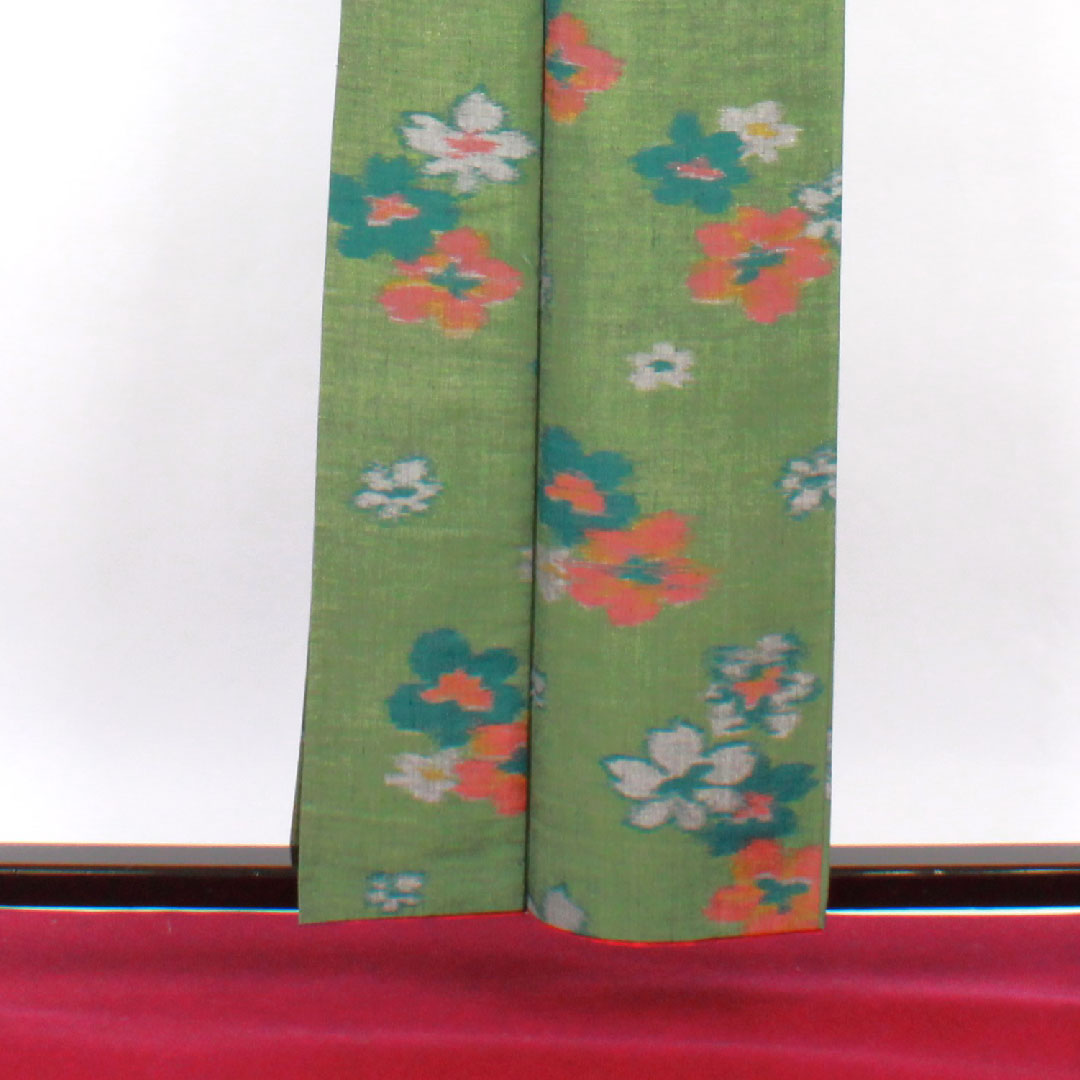 紬 身丈159cm 裄丈59cm 松葉色 花模様 正絹 Bランク 袷 緑系 1116001724319