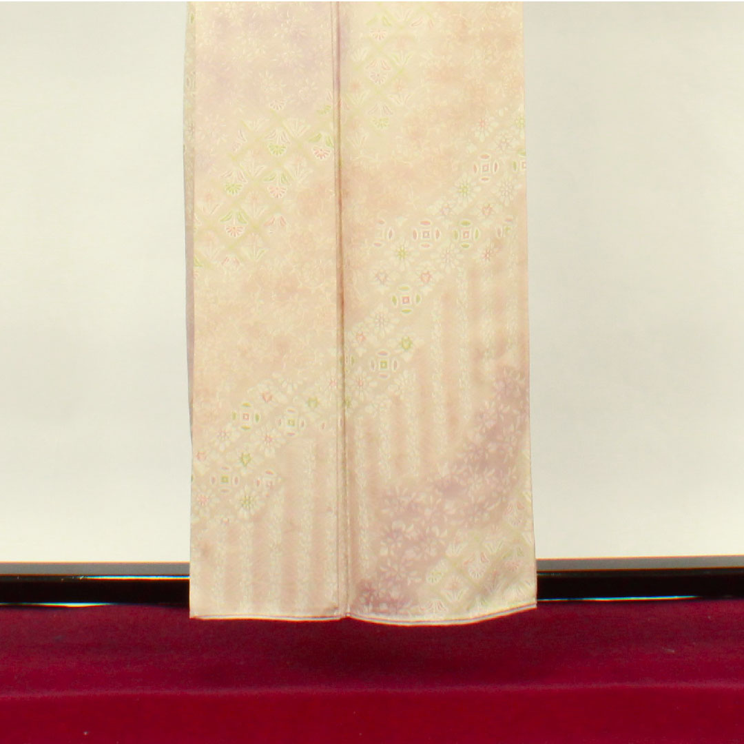 小紋 身丈157cm 裄丈61.5cm 袷 薄桜色 抽象模様 正絹 Sランク ピンク系 1115002952313