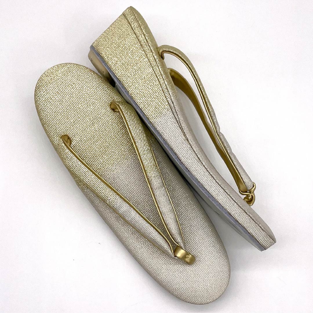 (新古品)草履バックセット フォーマル 金色(きんいろ) 未使用品 グラデーション 桐 Mサイズ 金系 Sランク 1133000212321