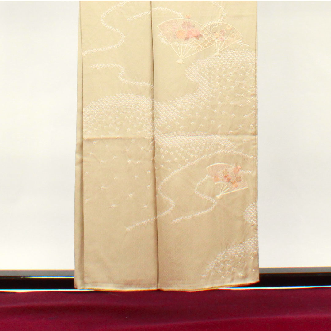 訪問着 袷 身丈153.5cm 裄丈62.5cm 白橡色 刺繡 絞り 扇 正絹 Bランク クリーム系 1112002194215
