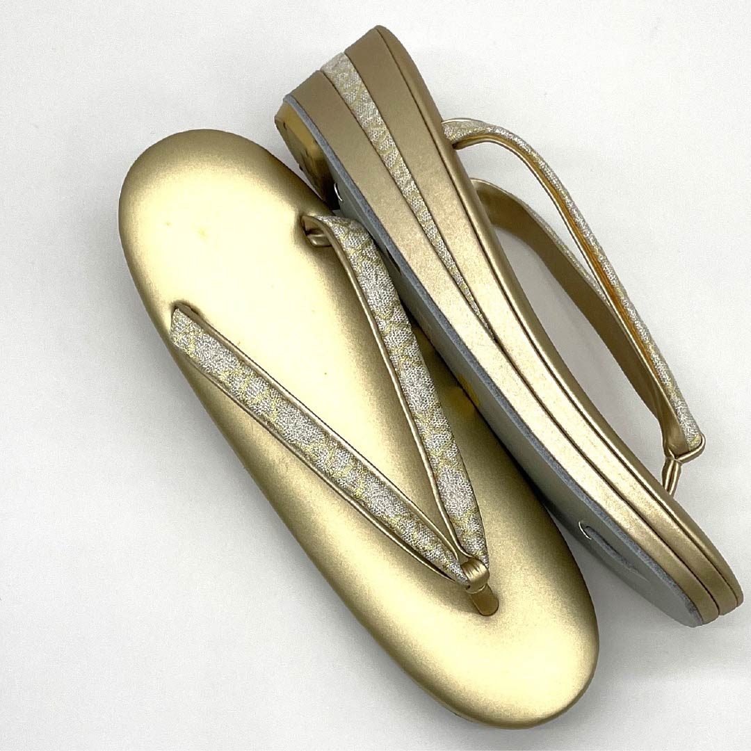 (新古品)草履バックセット フォーマル 金色(きんいろ) 未使用品 幾何学模様 古典柄 Lサイズ 金系 Aランク 1133000183421